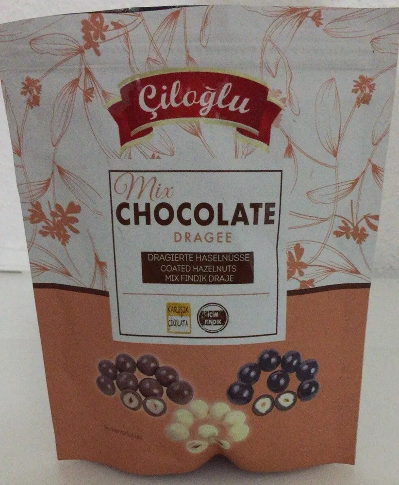 Mix chocolate dragee