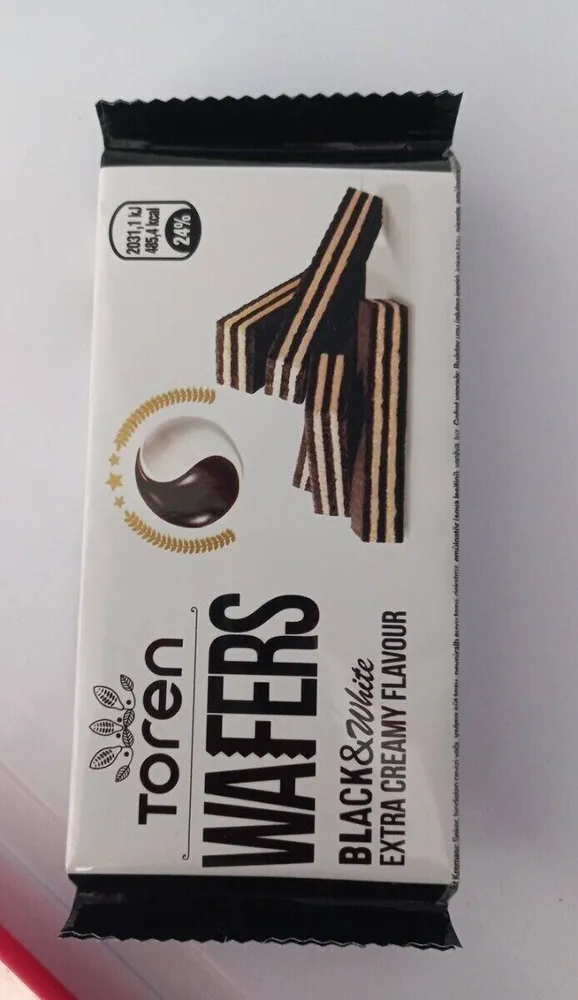 Wafers Black & White Extra Creamy Flavour