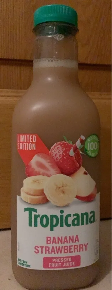 Banana strawberry pressed fruit juice