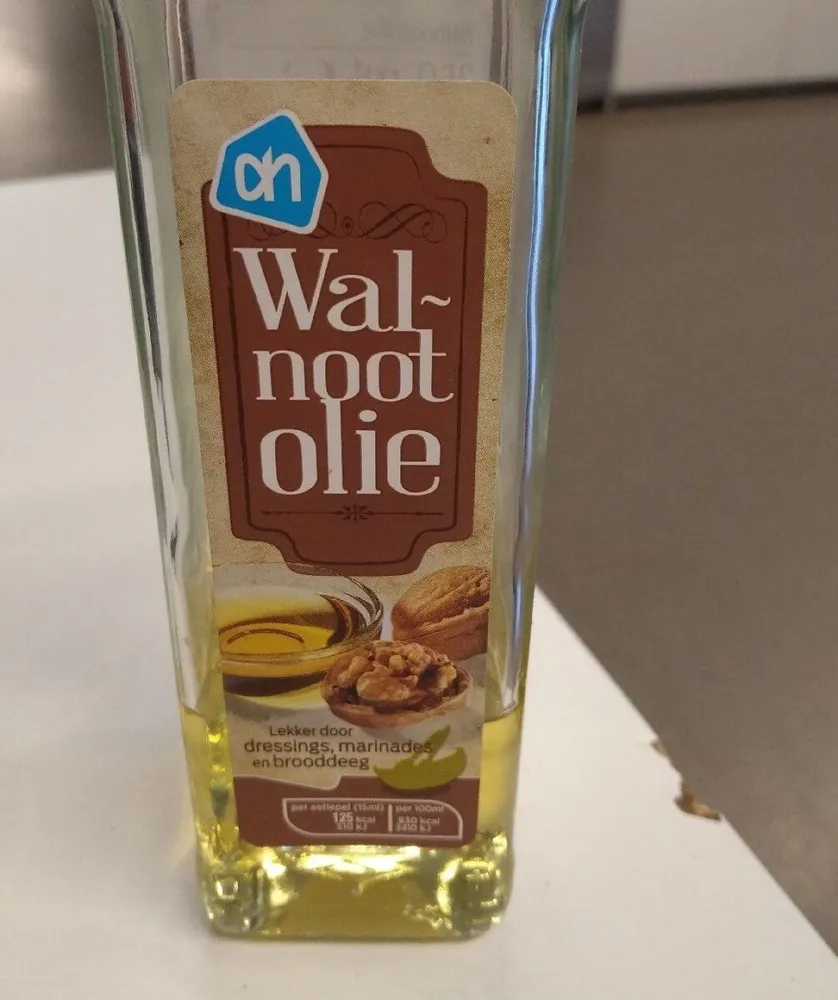 Walnootolie