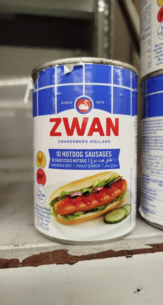 10hot dog sausages SWAN