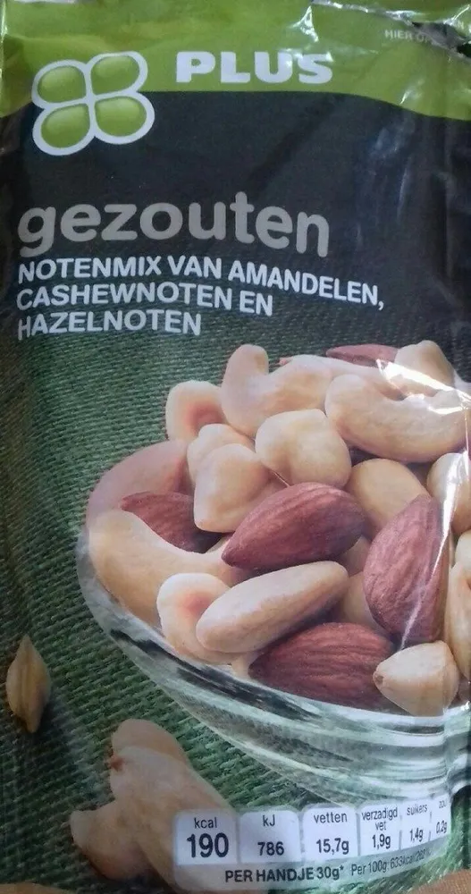 Gezouten notenmix van amandelen,  cashewnoten en hazelnoten