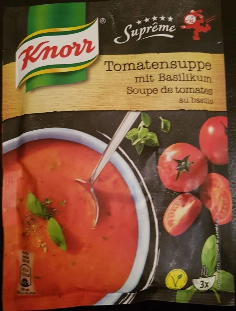 Soupe de tomates au basilic