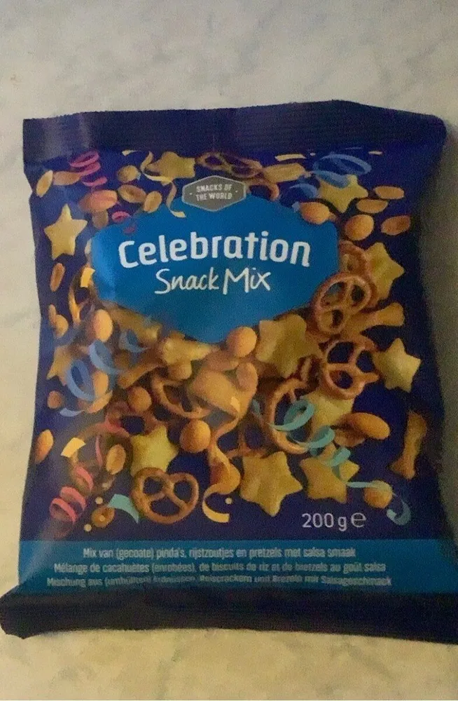 Celebration snack mix