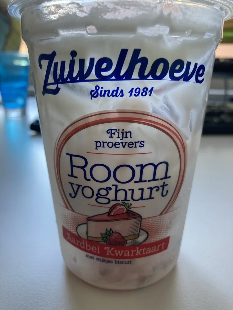 Roomyoghurt aarbei kwarktaart