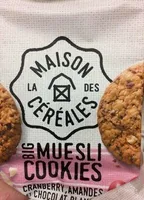Big muesli cookies