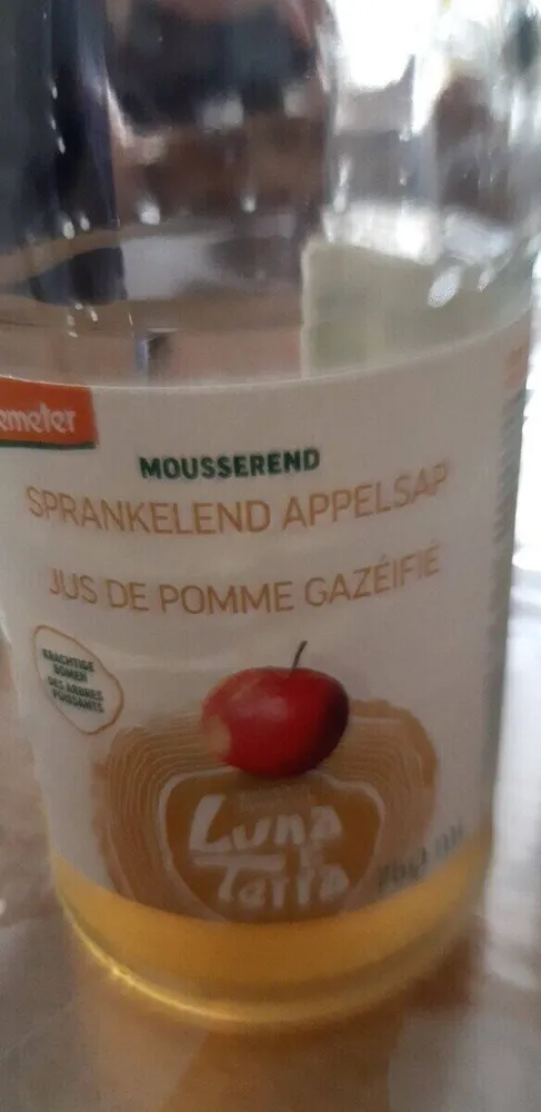 Jus de pomme gazeifie