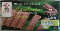 Chocolat au lait avec noisettes