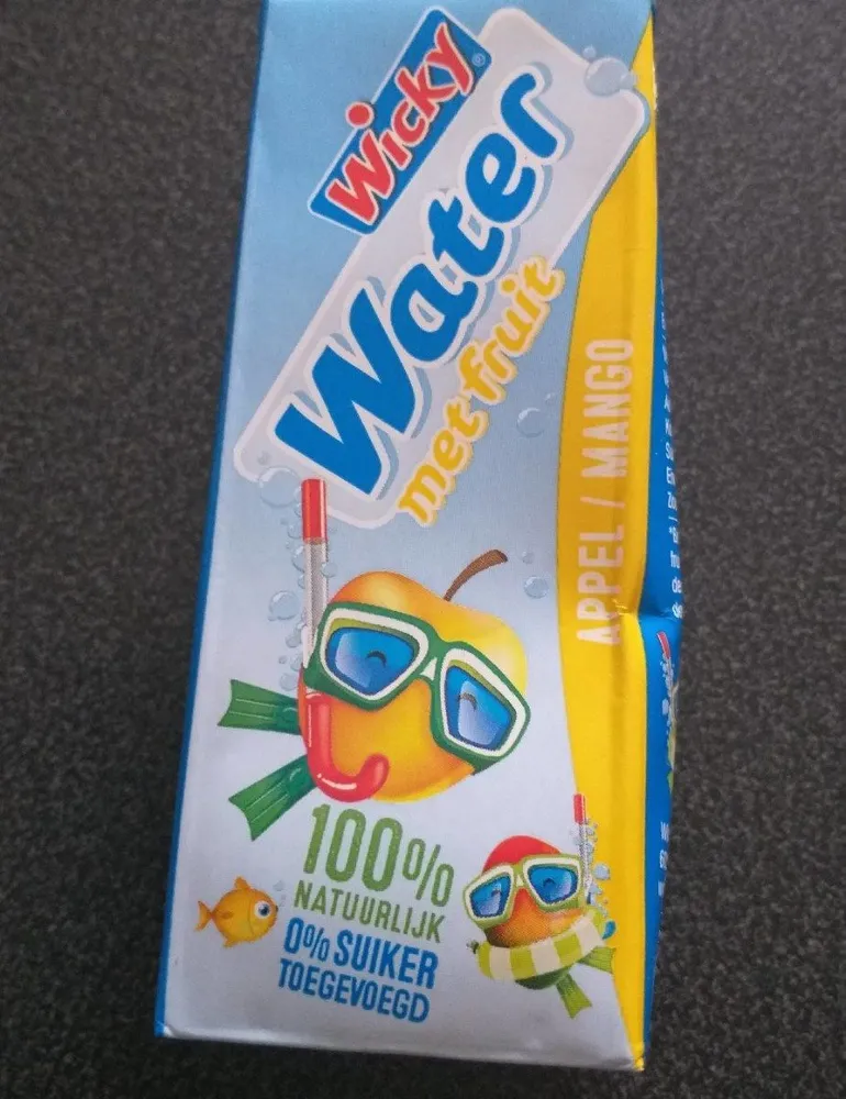 Wicky water met fruit