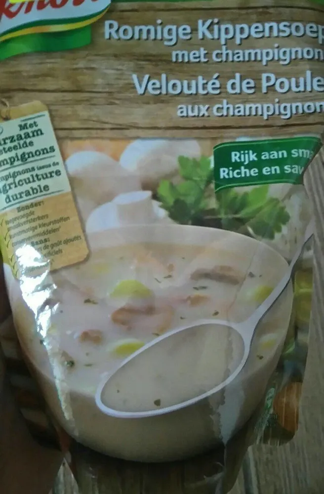 Velouté de poulet aux champignons