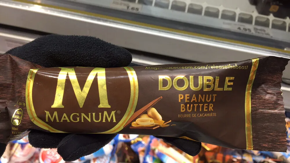 Glace Magnum Double Beurre de Cacahuète