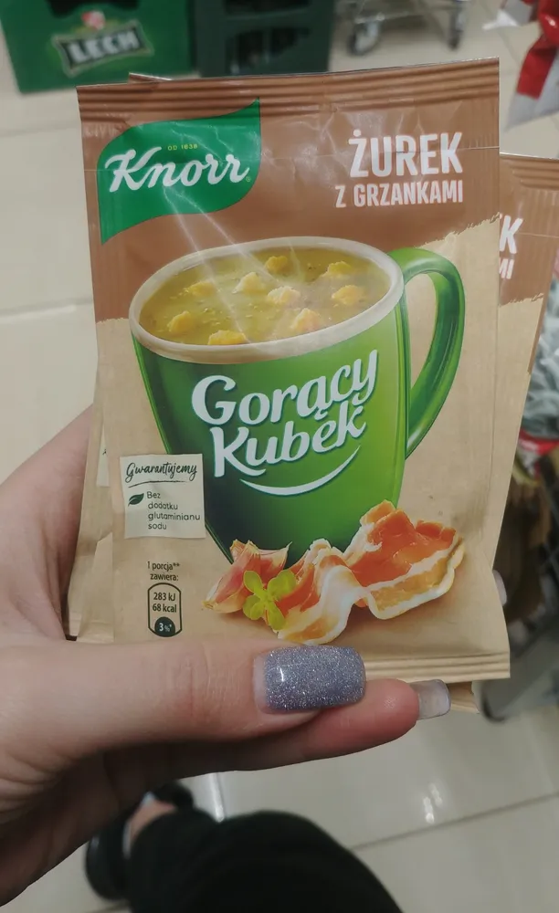 Hot Cup Sour Soup with Croutons