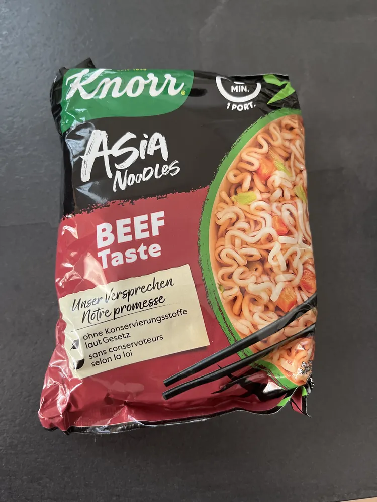 Asia Noodles Beef Taste