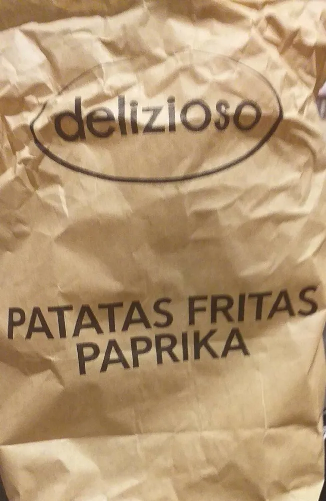 Patatras frits paprika
