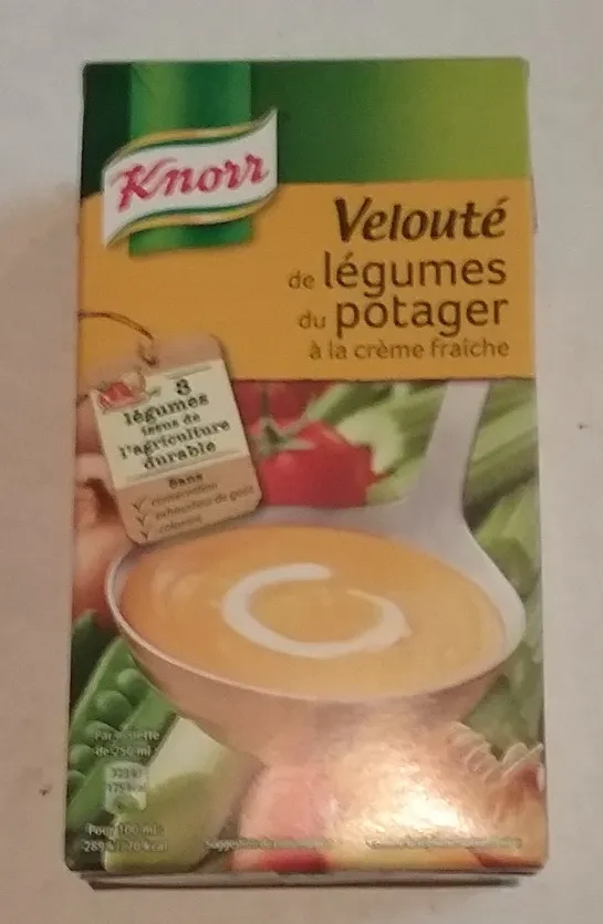 Velouté de légumes du potager à la crême fraîche