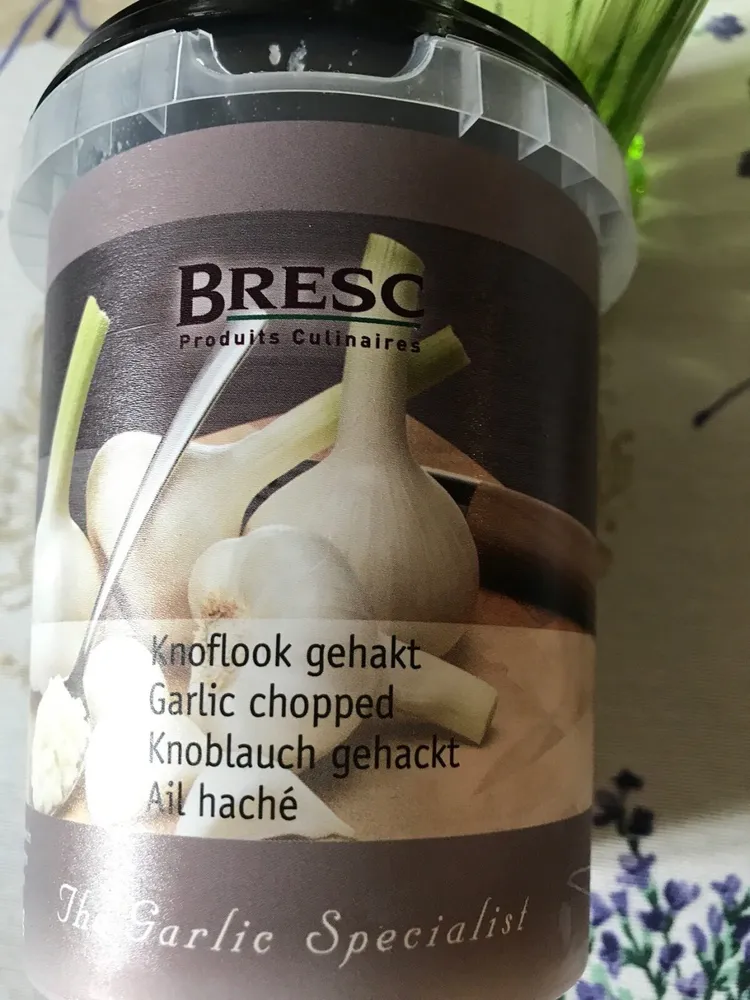 Knoblauch gehackt