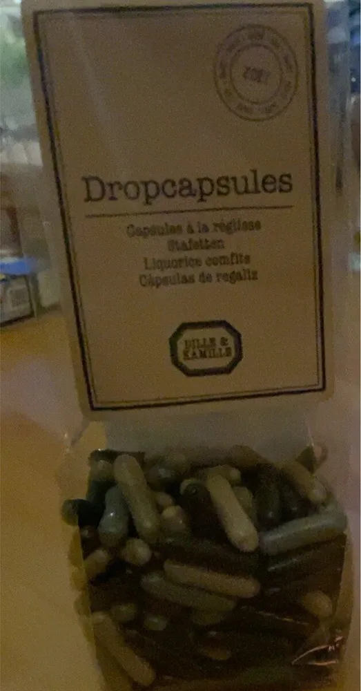 Liquorice comfits