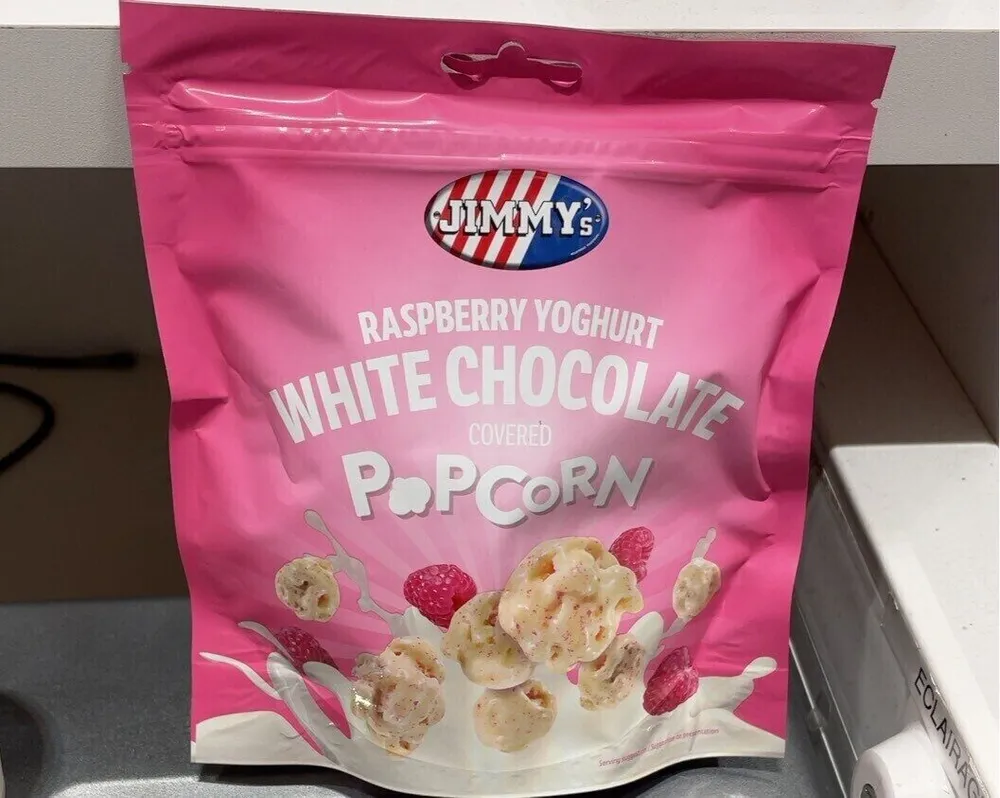With Chocolate Pop Corn Raspberry