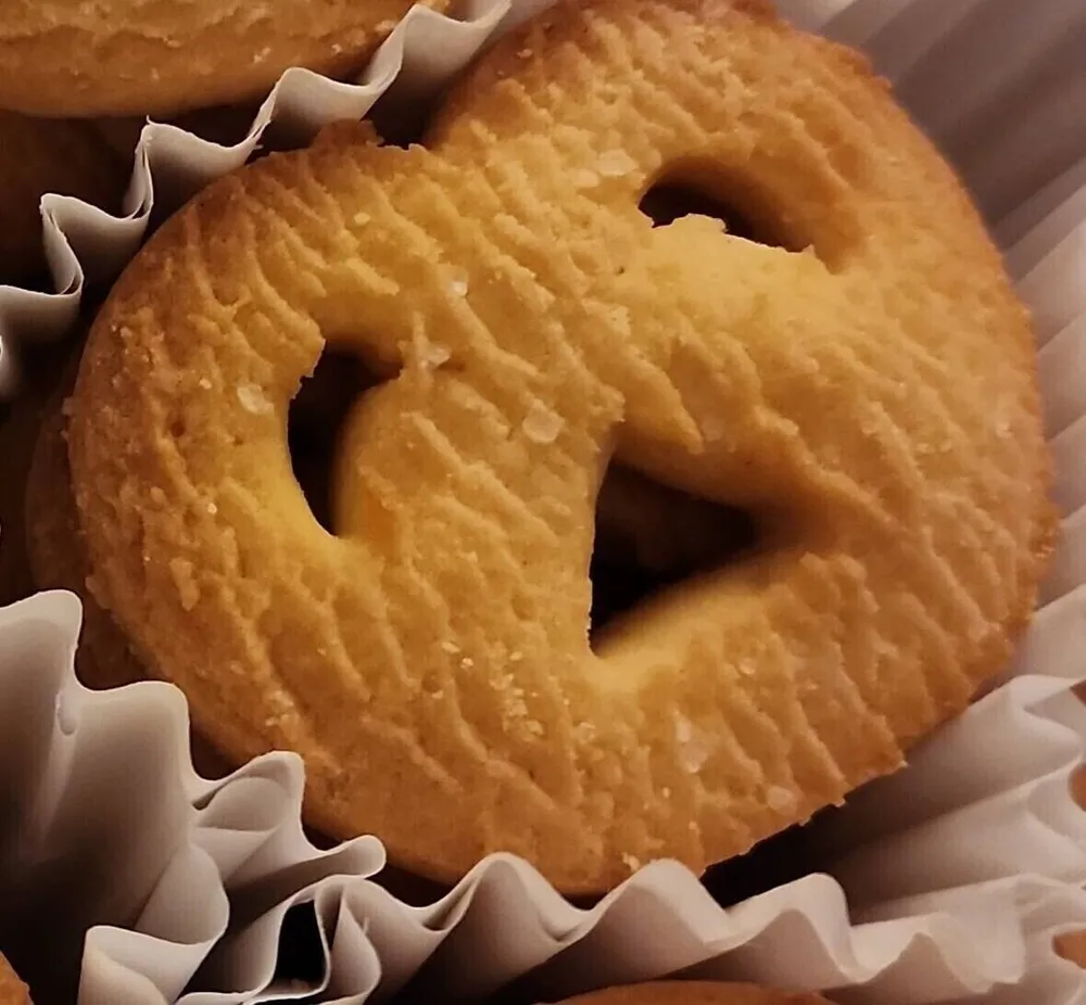 Butter flavour cookies