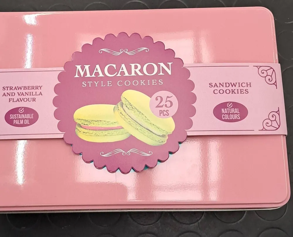 Macaron style cookies