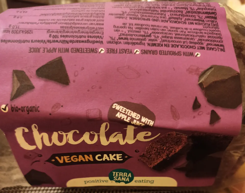 chocolate vegan cake