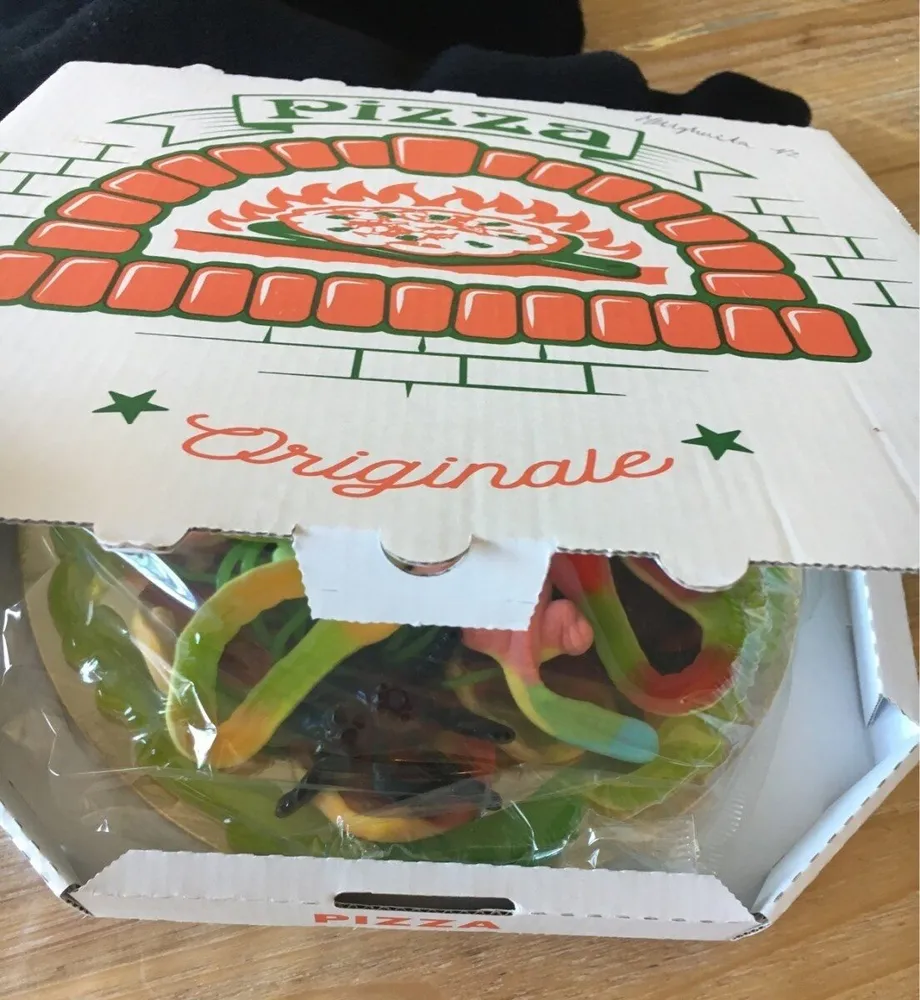 jungle candy pizza