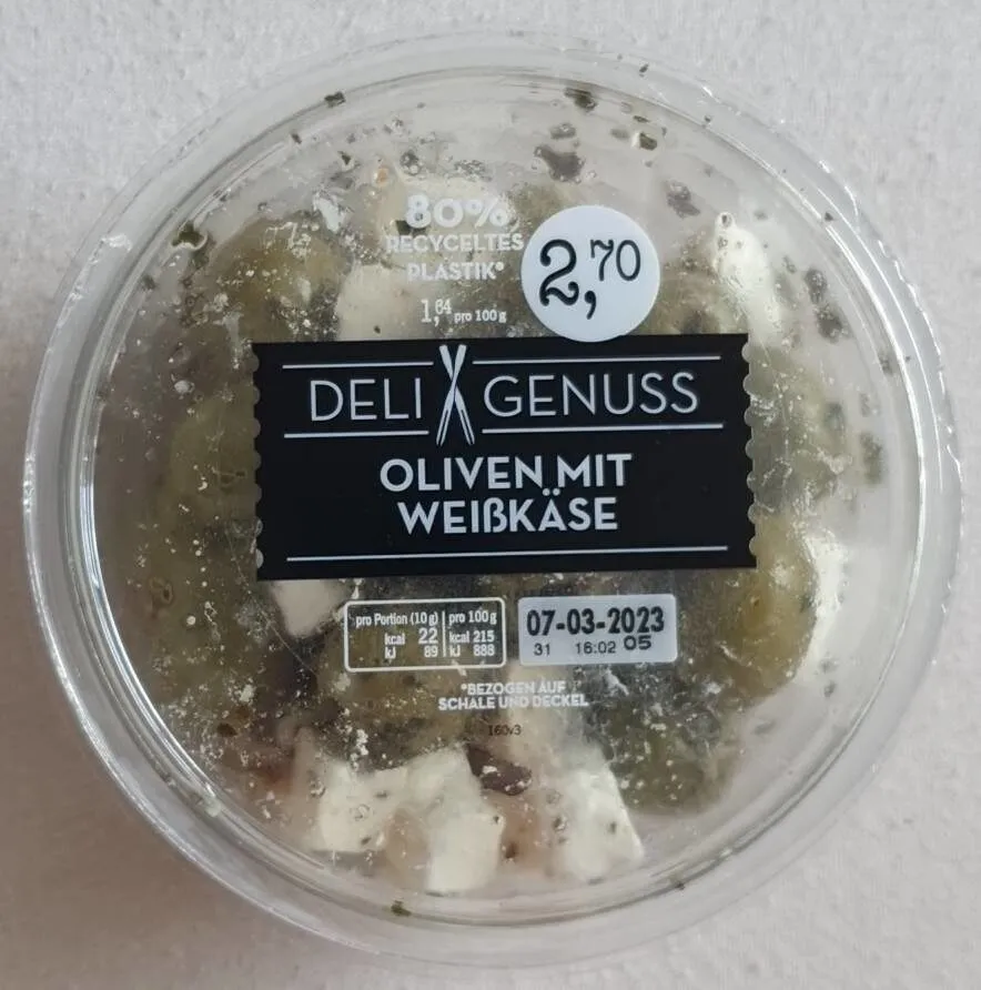 Oliven mit Weißkäse