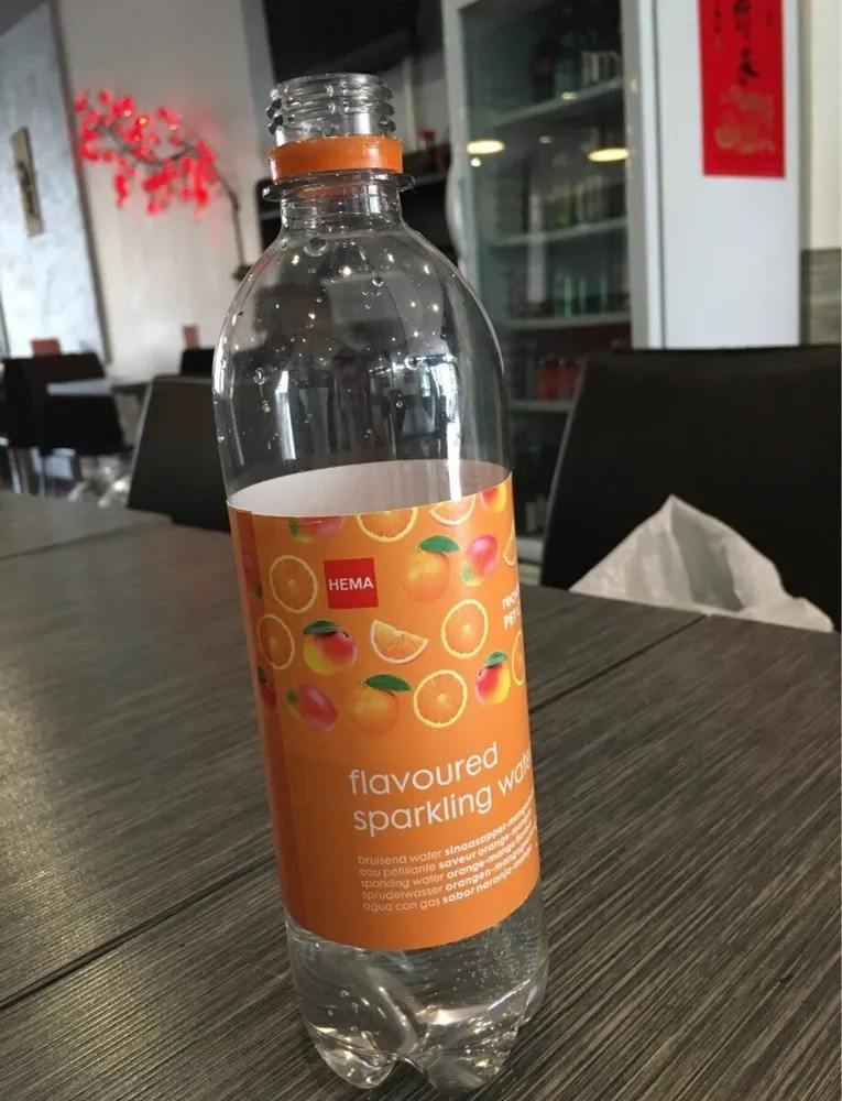 Flavoured sparking water