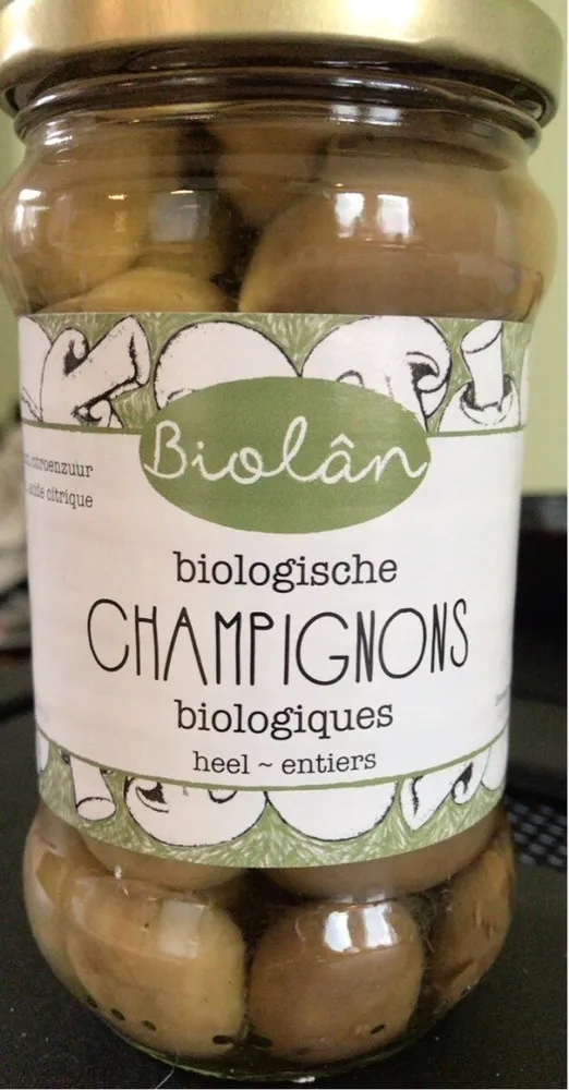 Champignons entiers
