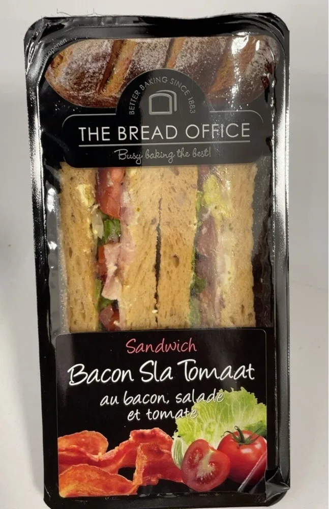 Sandwich bacon salade tomates
