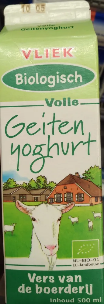 Volle geitenyoghurt