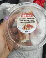 Rollitos de jamón serrano con crema de queso