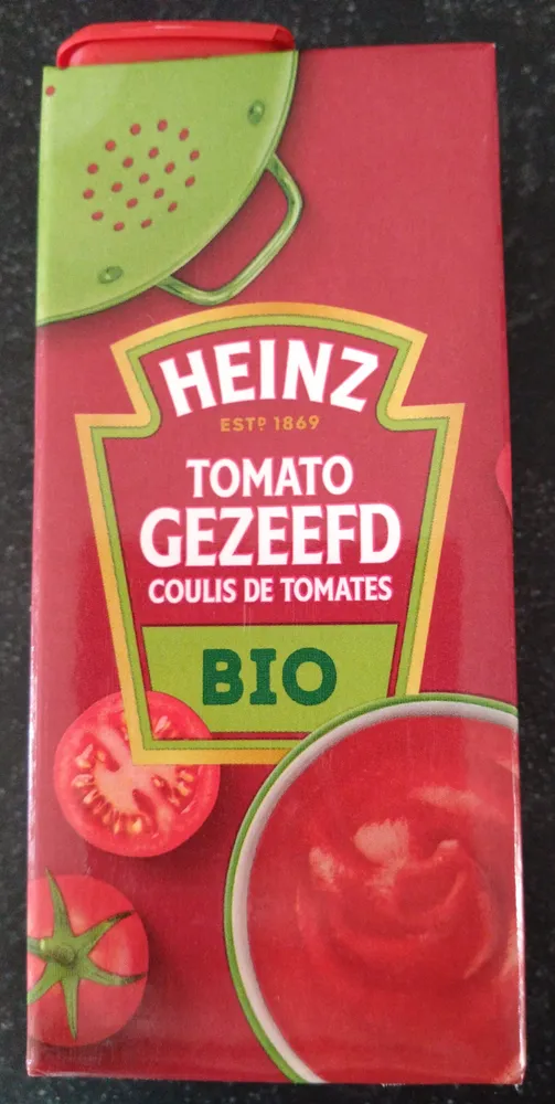 Strained tomatos