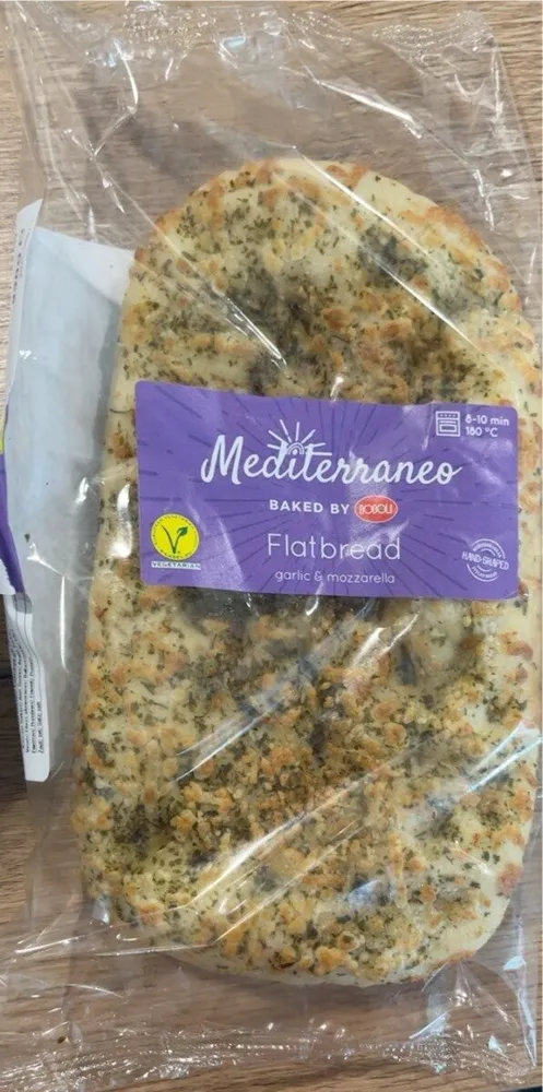Flat bread garlic & mozzarella