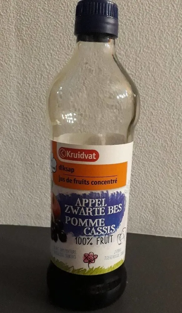 Jus de fruits concentré pomme cassis