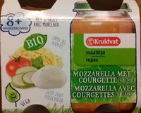 Aliment pour bébé; repas avec pâtes, mozzarella et courgettes