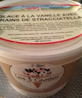 Glace à la vanille avec grains de stracciatella
