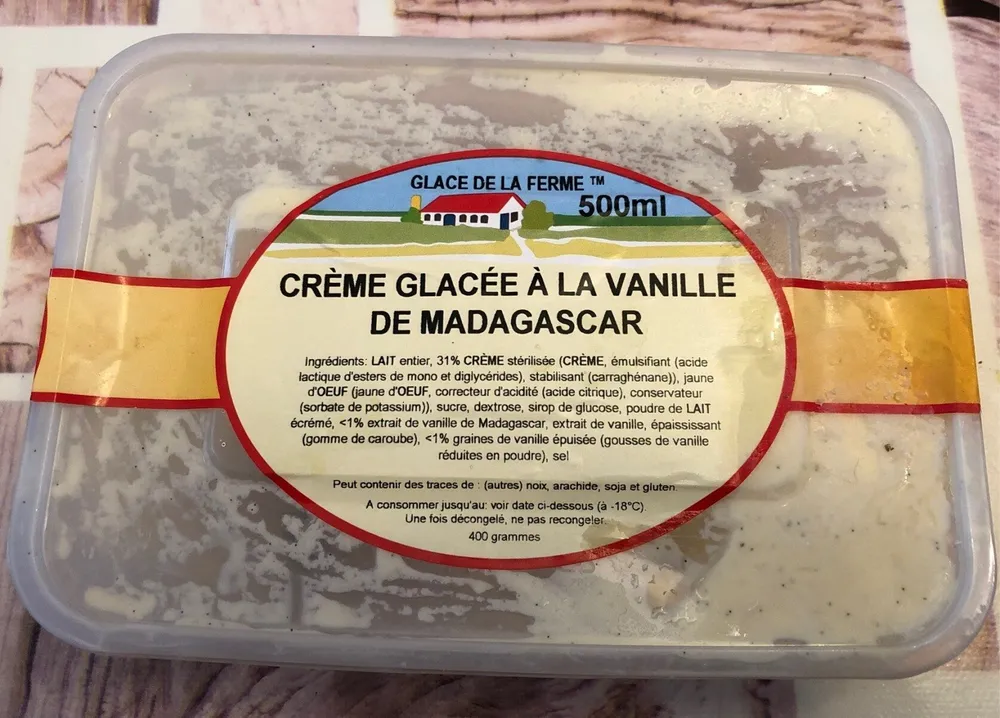 Crème glacée à la vanille de madagascar