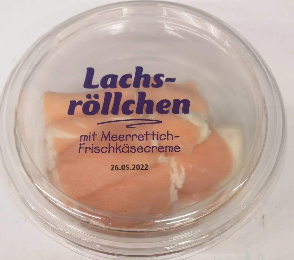 Lachsröllchen mit Meerrettich- Frischkäsecreme