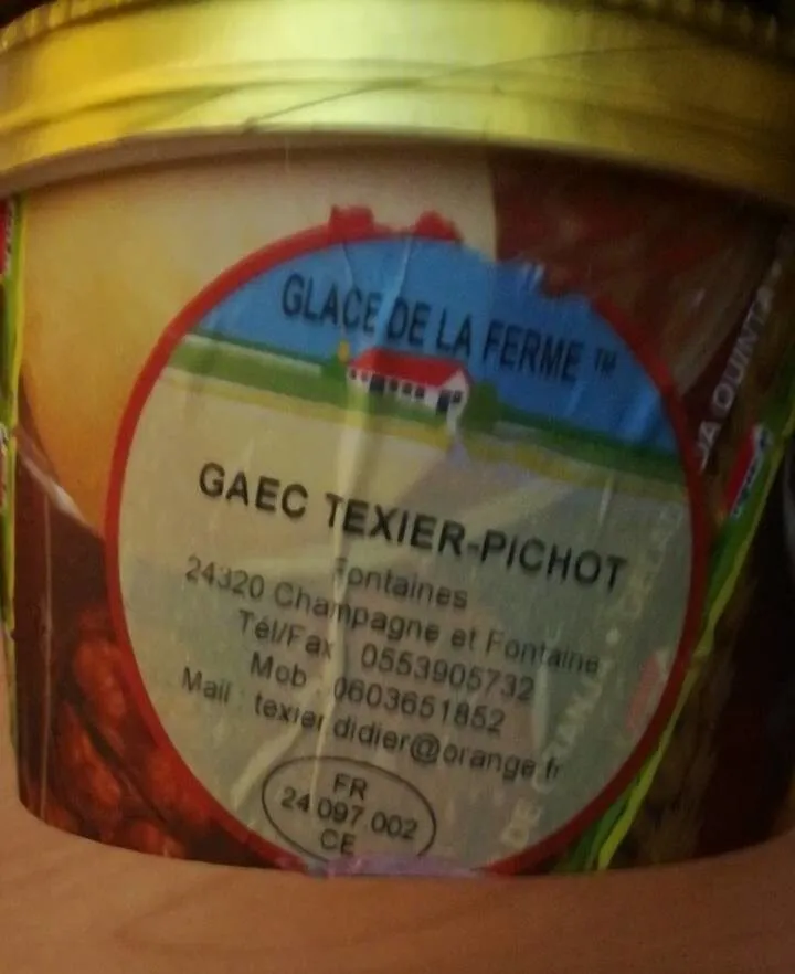 Glace de la ferme