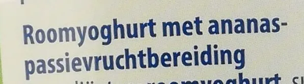 Roomyoghurt met ananas-passievruchtenbereiding