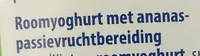 Roomyoghurt met ananas-passievruchtenbereiding