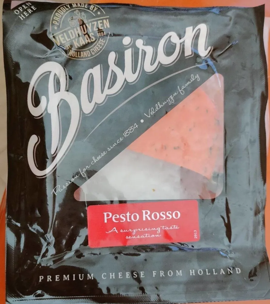 Queso Pesto Rojo