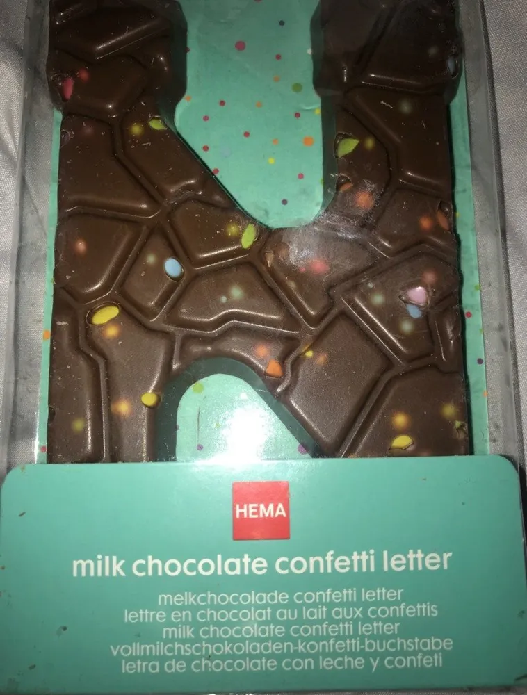 Chocolat au lait et confettis