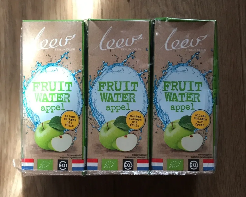 Fruit water appel