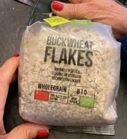 Buckwheat flakes
