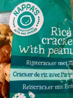 Rice cracker with peanut