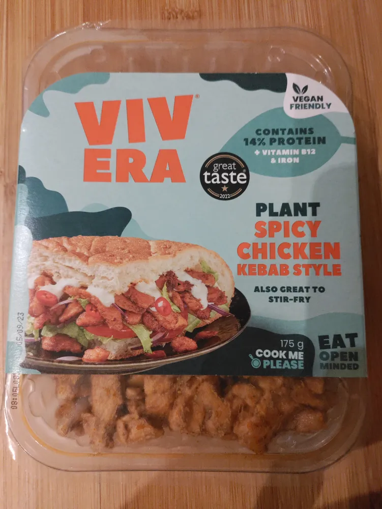 Plant spicy chicken kebab style