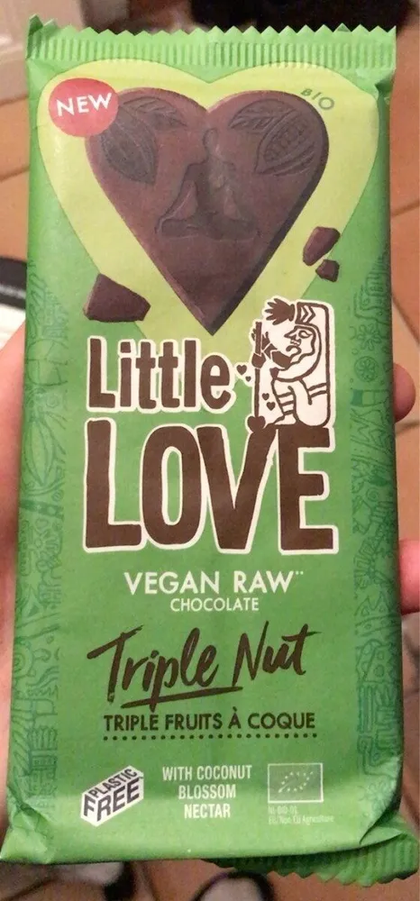 Vegan raw chocolate triple nut