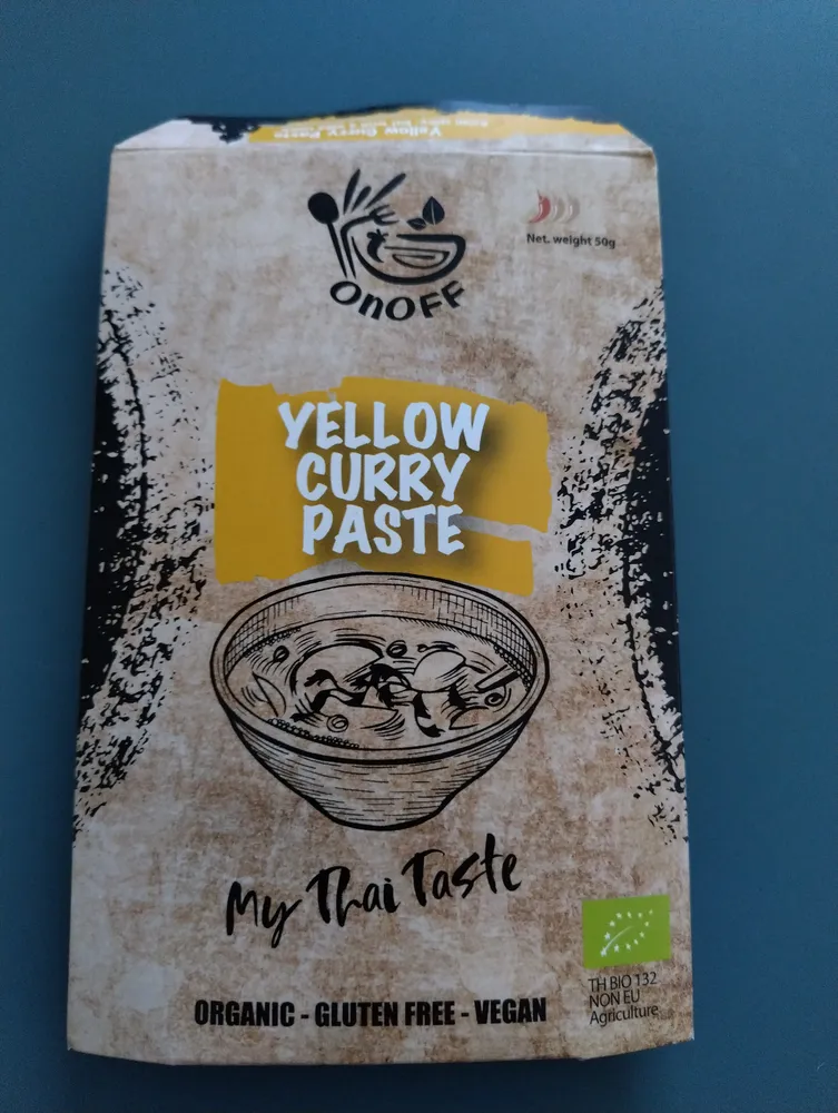 Yellow curry paste